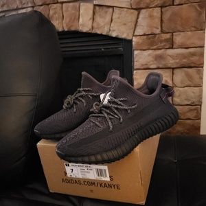 Yeezy black non ref